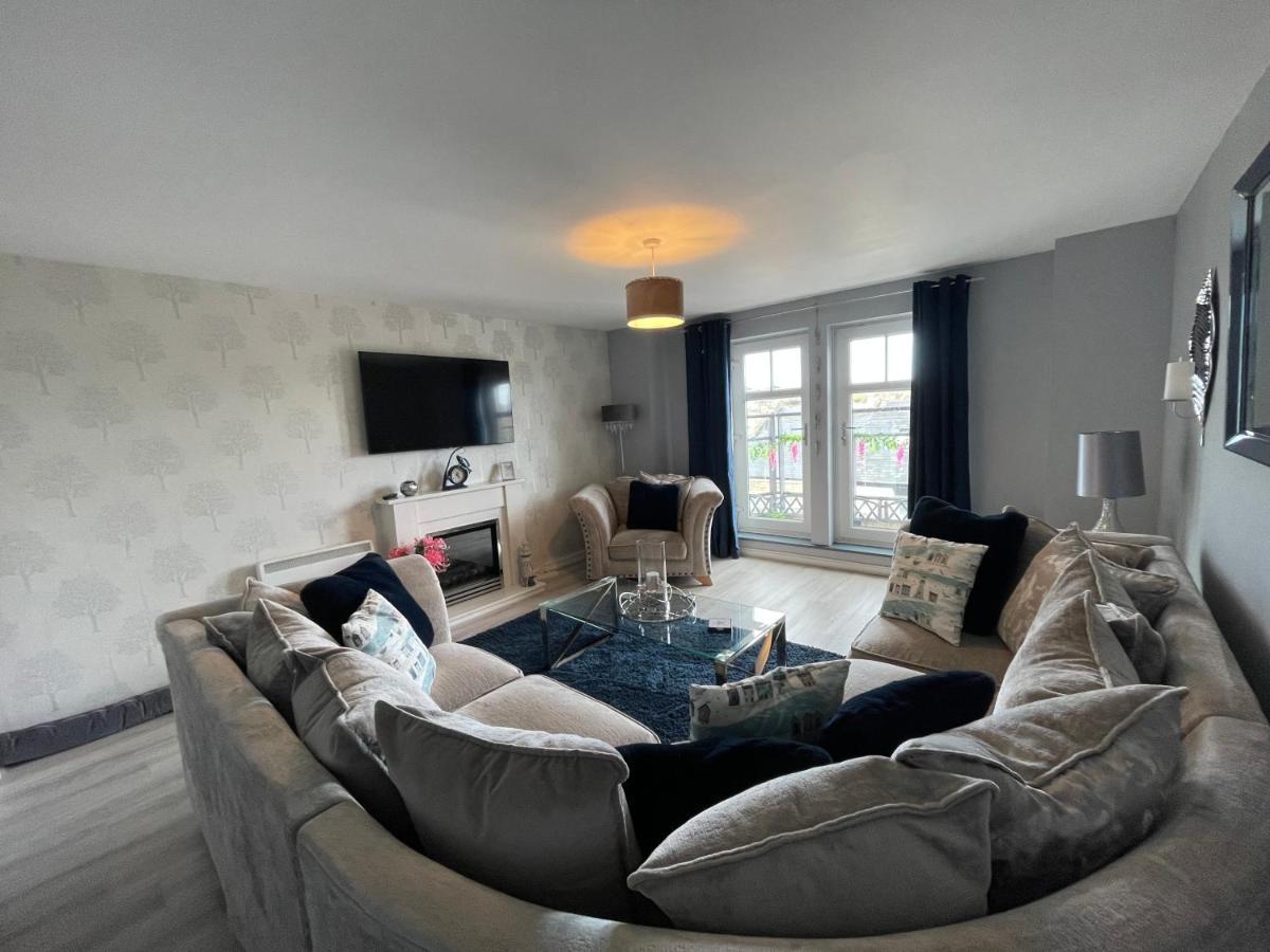 Harbour Heights - St Johns Apartment Whitby Bagian luar foto