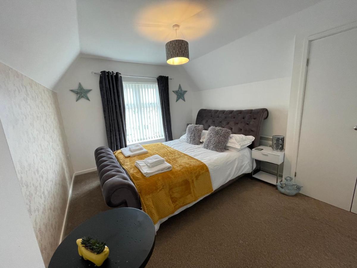 Harbour Heights - St Johns Apartment Whitby Bagian luar foto